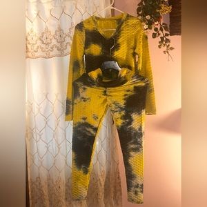 Brand New Active Two Piece Spring Set